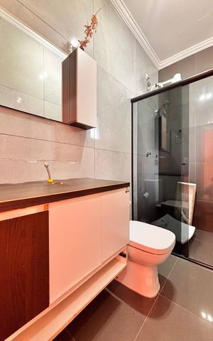 Casa à venda com 150m², 5 quartos e 1 vaga Casa à venda com 150m², 5 quartos e 1 vagaBanheiro casa 3