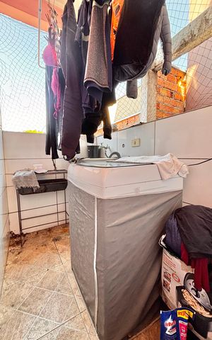 Casa à venda com 150m², 5 quartos e 1 vaga Casa à venda com 150m², 5 quartos e 1 vagaLavanderia casa 2