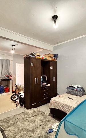 Casa à venda com 150m², 5 quartos e 1 vaga Casa à venda com 150m², 5 quartos e 1 vagaQuarto casa 2