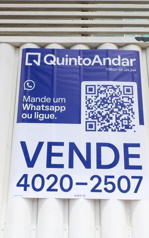 Casa para alugar com 92m², 3 quartos e 2 vagas Casa para alugar com 92m², 3 quartos e 2 vagasPlaca instalada em 03/10/2026 com o código KYET-70