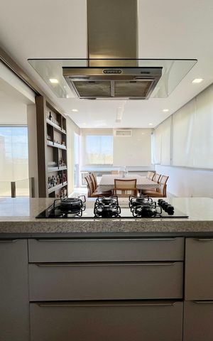 Apartamento à venda com 200m², 3 quartos e 3 vagas