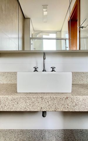 Apartamento à venda com 200m², 3 quartos e 3 vagas
