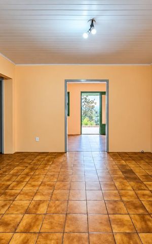 Casa para alugar com 78m², 2 quartos e 1 vaga Casa para alugar com 78m², 2 quartos e 1 vagaSala