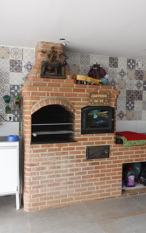 Casa para alugar com 300m², 5 quartos e 2 vagasÁrea gourmet/Garagem