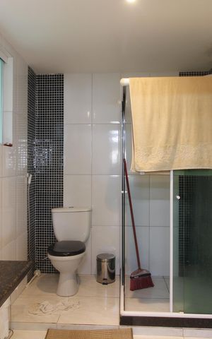 Casa para alugar com 300m², 5 quartos e 2 vagasBanheiro Social 2