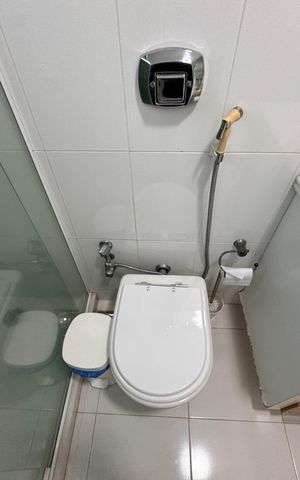 Casa de condomínio para alugar com 570m², 5 quartos e 3 vagas Casa de condomínio para alugar com 570m², 5 quartos e 3 vagasSuíte 3 - Banheiro
