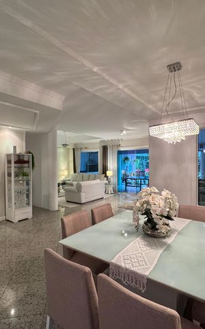 Casa de condomínio para alugar com 570m², 5 quartos e 3 vagas Casa de condomínio para alugar com 570m², 5 quartos e 3 vagasSala