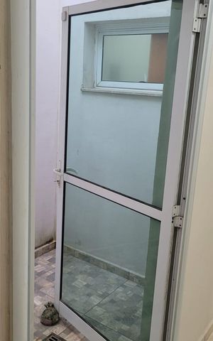 Casa à venda com 150m², 2 quartos e 3 vagas Casa à venda com 150m², 2 quartos e 3 vagasÁrea de serviço