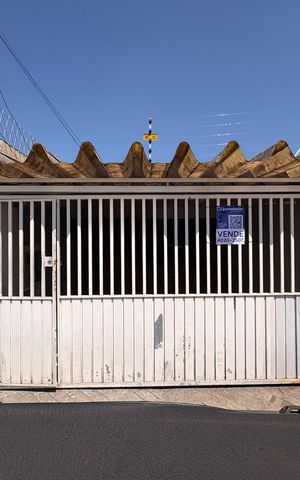 Casa à venda com 86m², 2 quartos e 2 vagas Casa à venda com 86m², 2 quartos e 2 vagasFachada + plaquinha FADD-437