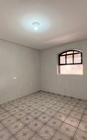 Casa à venda com 86m², 2 quartos e 2 vagas Casa à venda com 86m², 2 quartos e 2 vagasQuarto 1