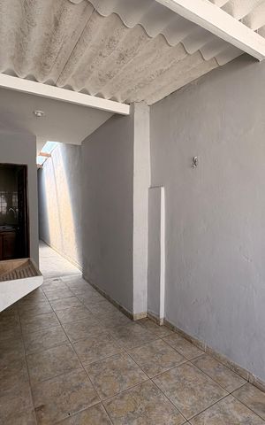 Casa à venda com 86m², 2 quartos e 2 vagas Casa à venda com 86m², 2 quartos e 2 vagasLavanderia
