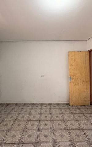 Casa à venda com 86m², 2 quartos e 2 vagas Casa à venda com 86m², 2 quartos e 2 vagasQuarto 1