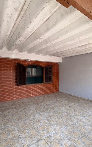 Casa à venda com 86m², 2 quartos e 2 vagas Casa à venda com 86m², 2 quartos e 2 vagasGaragem