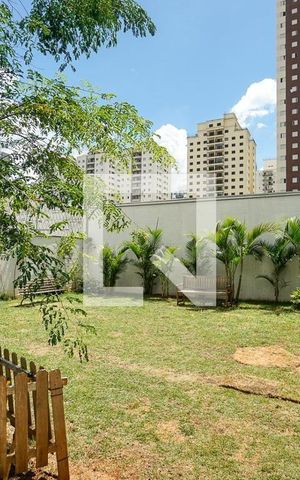 Apartamento para alugar com 65m², 2 quartos e 1 vaga Apartamento para alugar com 65m², 2 quartos e 1 vagaCondomínio