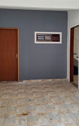 Casa para alugar com 150m², 3 quartos e 1 vaga Casa para alugar com 150m², 3 quartos e 1 vagaGaragem