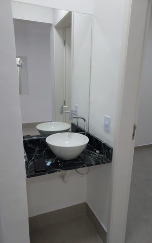 Apartamento para alugar com 47m², 2 quartos e 1 vaga Apartamento para alugar com 47m², 2 quartos e 1 vagaBanheiro
