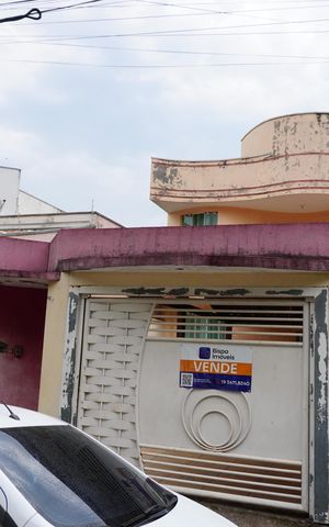 Casa à venda com 160m², 3 quartos e sem vagaFachada com placa PXZV -1432
