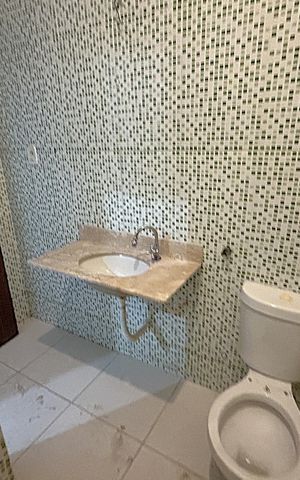 Casa à venda com 100m², 1 quarto e sem vagaBanheiro Social