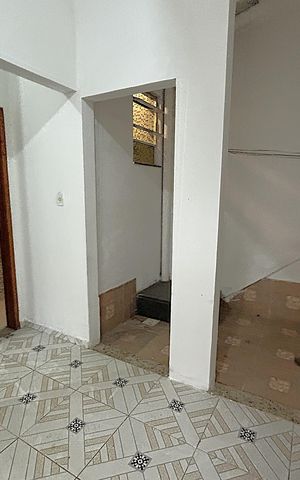Casa à venda com 100m², 1 quarto e sem vagaSala