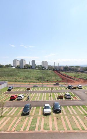 Apartamento para alugar com 48m², 2 quartos e 1 vaga Apartamento para alugar com 48m², 2 quartos e 1 vagaVista