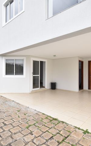 Casa de condomínio à venda com 320m², 3 quartos e 5 vagasÁrea externa