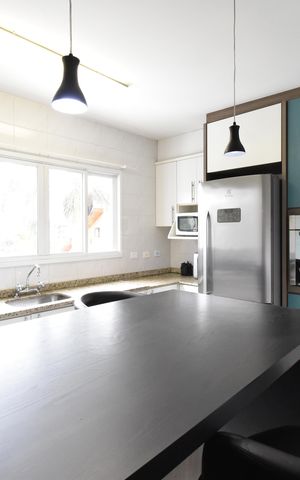 Casa de condomínio à venda com 320m², 3 quartos e 5 vagasCozinha