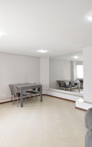 Casa de condomínio à venda com 320m², 3 quartos e 5 vagasSalão garagem
