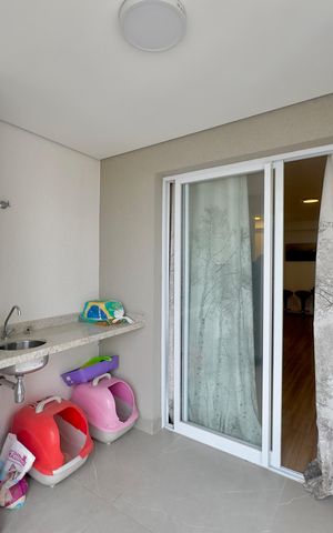 Apartamento à venda com 58m², 2 quartos e 1 vagaVaranda