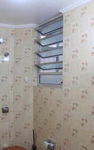 Apartamento para alugar com 70m², 2 quartos e sem vagaBanheiro