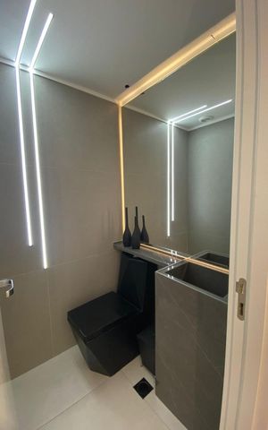 Apartamento à venda com 110m², 3 quartos e 2 vagas Apartamento à venda com 110m², 3 quartos e 2 vagasBanheiro