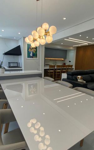 Apartamento à venda com 110m², 3 quartos e 2 vagas Apartamento à venda com 110m², 3 quartos e 2 vagasSala de Jantar