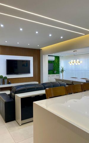 Apartamento à venda com 110m², 3 quartos e 2 vagas Apartamento à venda com 110m², 3 quartos e 2 vagasSala
