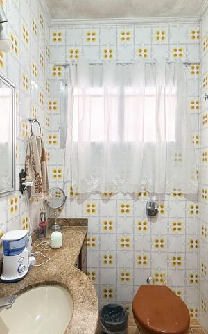 Casa para alugar com 150m², 2 quartos e 3 vagas Casa para alugar com 150m², 2 quartos e 3 vagasBanheiro