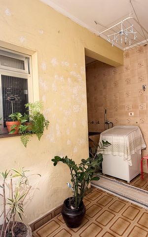 Casa para alugar com 150m², 2 quartos e 3 vagas Casa para alugar com 150m², 2 quartos e 3 vagasÁrea de Serviço