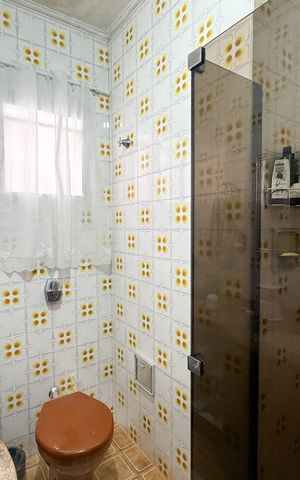 Casa para alugar com 150m², 2 quartos e 3 vagas Casa para alugar com 150m², 2 quartos e 3 vagasBanheiro