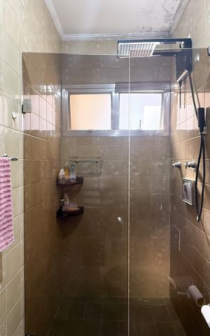 Casa para alugar com 150m², 2 quartos e 3 vagas Casa para alugar com 150m², 2 quartos e 3 vagasBanheiro