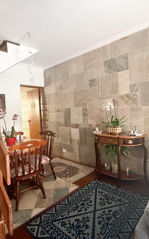 Casa para alugar com 150m², 2 quartos e 3 vagas Casa para alugar com 150m², 2 quartos e 3 vagasSala
