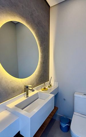 Casa de condomínio à venda com 202m², 3 quartos e 4 vagas Casa de condomínio à venda com 202m², 3 quartos e 4 vagasLavabo