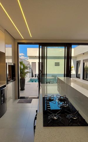 Casa de condomínio à venda com 202m², 3 quartos e 4 vagas Casa de condomínio à venda com 202m², 3 quartos e 4 vagasCozinha