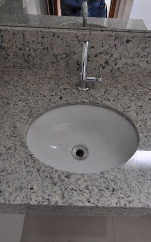 Apartamento para alugar com 43m², 2 quartos e sem vagaBanheiro