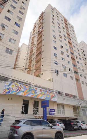 Apartamento para alugar com 58m², 2 quartos e 1 vagaFachada 
