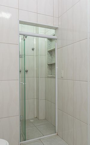 Apartamento à venda com 142m², 2 quartos e 1 vaga Apartamento à venda com 142m², 2 quartos e 1 vagaBanheiro