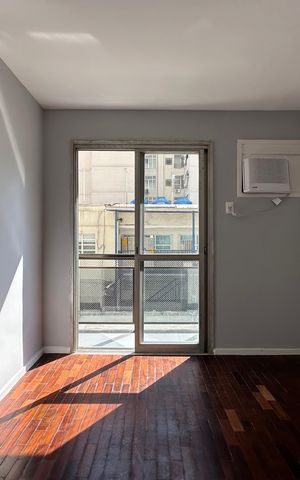 Apartamento para alugar com 82m², 2 quartos e 1 vaga