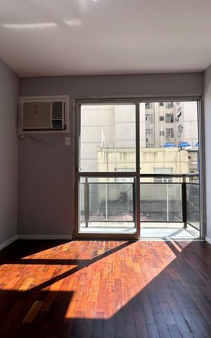 Apartamento para alugar com 82m², 2 quartos e 1 vaga