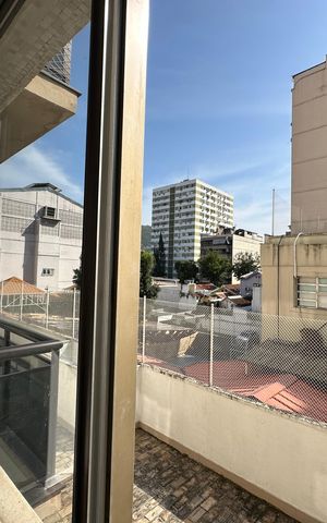 Apartamento para alugar com 82m², 2 quartos e 1 vaga