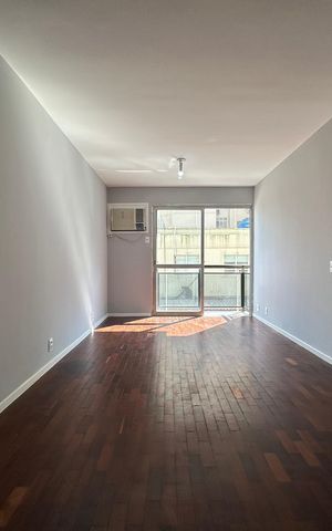 Apartamento para alugar com 82m², 2 quartos e 1 vaga