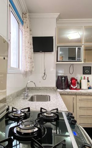 Apartamento à venda com 118m², 3 quartos e 3 vagas Apartamento à venda com 118m², 3 quartos e 3 vagasCozinha - Área de Serviço