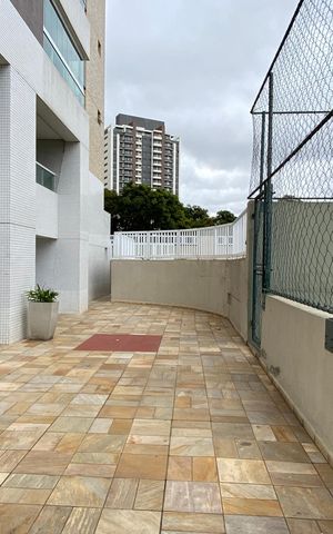 Apartamento à venda com 118m², 3 quartos e 3 vagas Apartamento à venda com 118m², 3 quartos e 3 vagasÁrea externa
