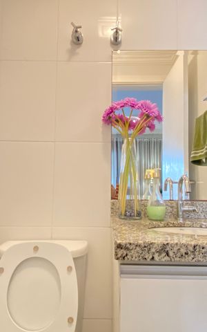 Apartamento à venda com 118m², 3 quartos e 3 vagas Apartamento à venda com 118m², 3 quartos e 3 vagasLavabo