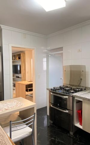Apartamento à venda com 118m², 3 quartos e 3 vagas Apartamento à venda com 118m², 3 quartos e 3 vagasCozinha - Área de Serviço